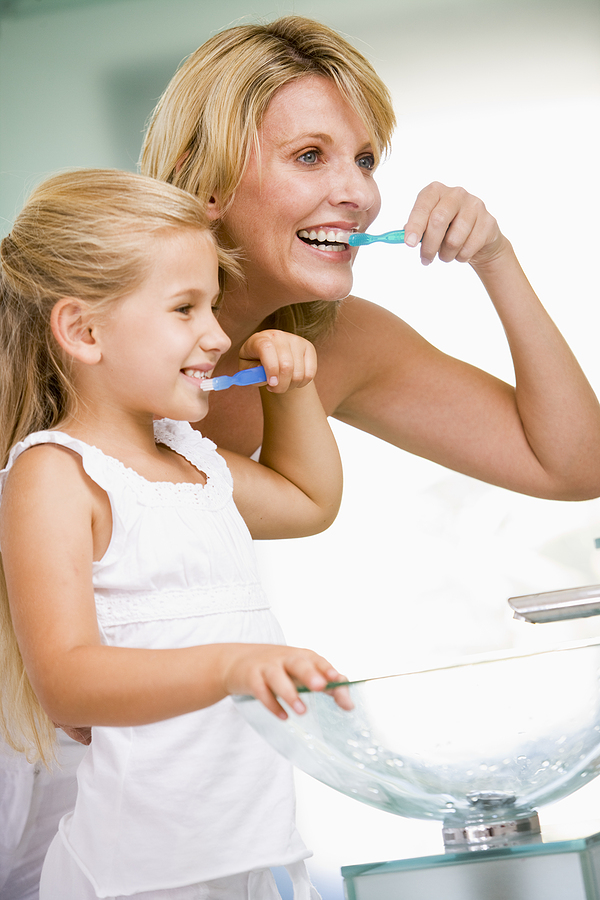 How Parental Habits Influence a Child’s Oral Hygiene Routine
